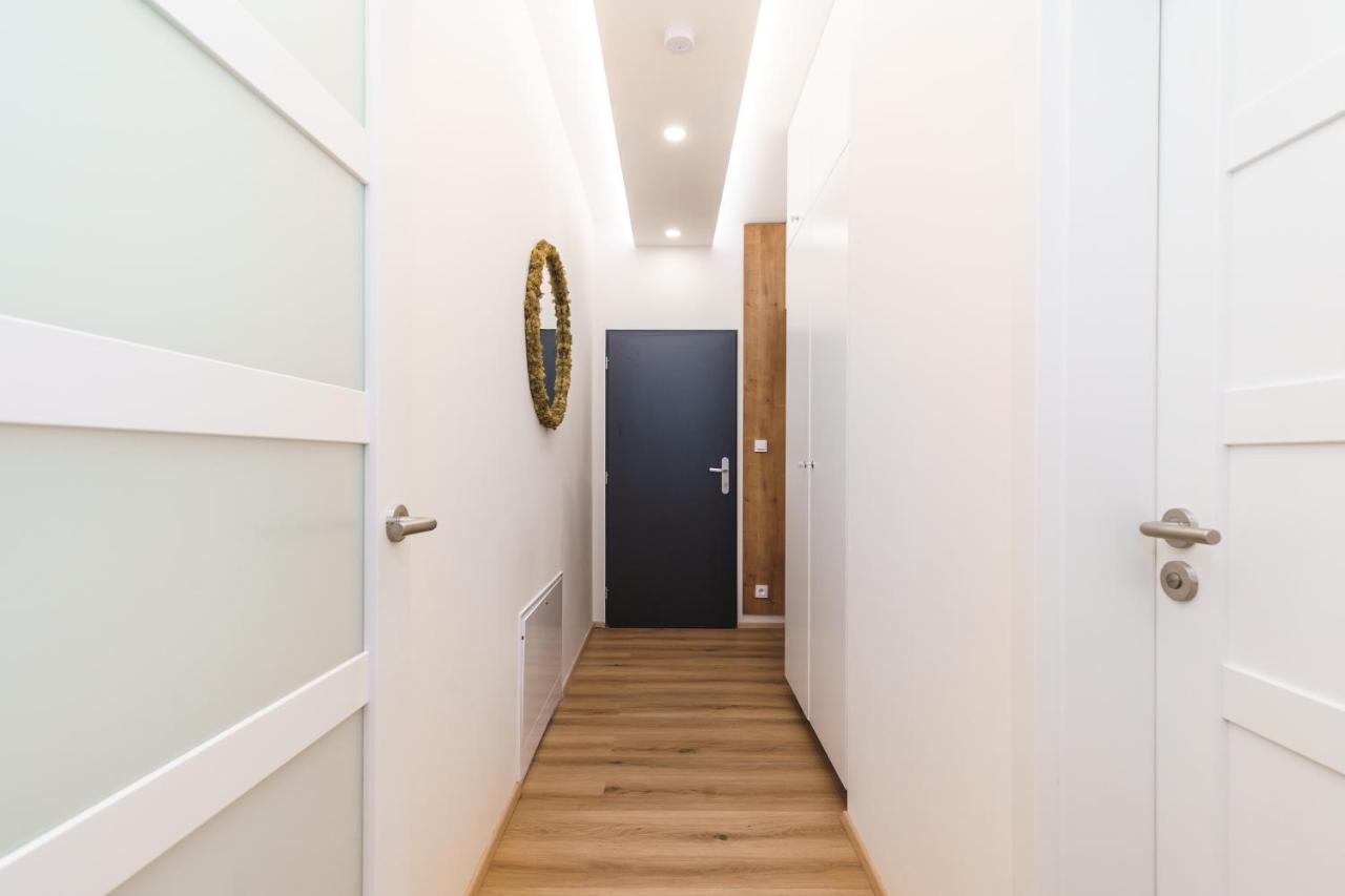 אברטאמי Apartman Ski Plesivec מראה חיצוני תמונה