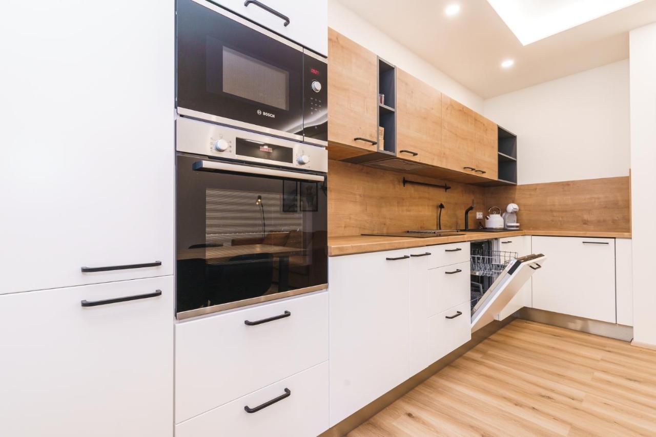 אברטאמי Apartman Ski Plesivec מראה חיצוני תמונה